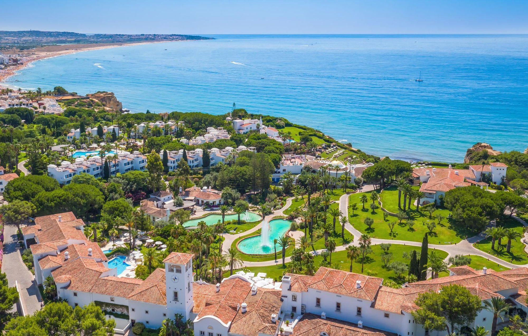 Vila Vita Parc Армасан-де-Пера Экстерьер фото Aerial view of Quinta do Lago